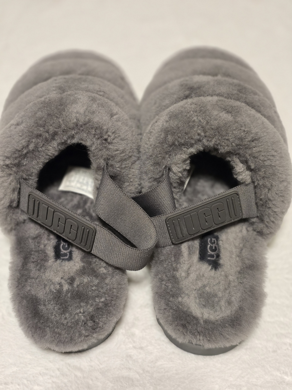 UGG Women's Super Fluff Slipper - Charcoal - Picture 4 of 11